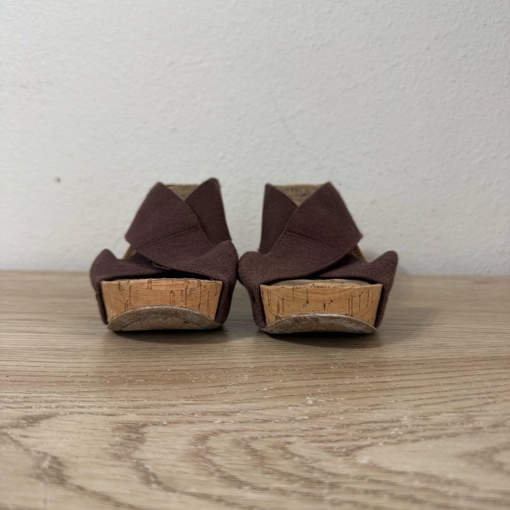 Lucky Brand Miller 2 Wedge Sandals Womens Size 7 M Brown Slip On Cork 37 EU Boho - Picture 2 of 13
